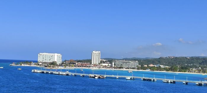 Круиз Карибска мозайка:  Аруба, Кюрасао, Ямайка, Мексико, Кайманови острови  10.02.2026