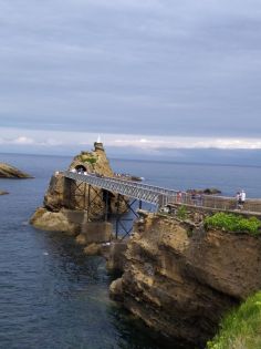 ФРАНЦИЯ - посещение на Андора и разходка из Югозападна Франция /Аквитания/ с прелестните градове По, Лурд, Биариц, Бордо и Тулуза.