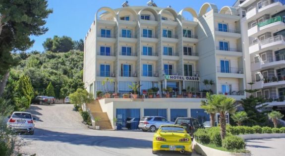 OASIS HOTEL