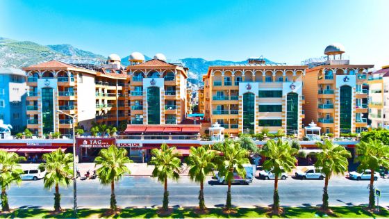 TAC PREMIER HOTEL & SPA