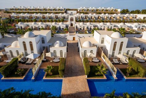FORT ARABESQUE BEACH RESORT & SPA