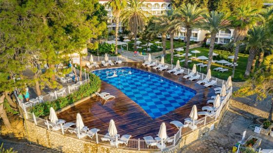 Utopia Beach Club