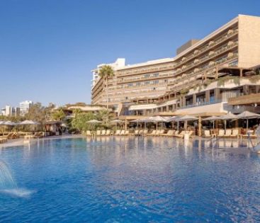 FOUR SEASONS HOTEL