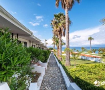 ALBATROS RESIDENCE - BRIATICO