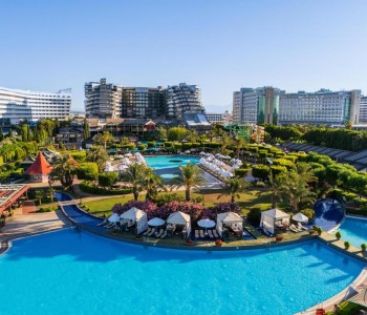 LIMAK LARA DELUXE HOTEL