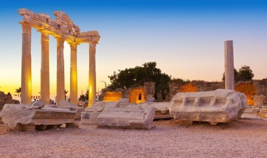 Нова Година 2026 в СИДЕ с 4 нощувки автобус от София, Пловдив, Стара Загора, Варна и Бургас