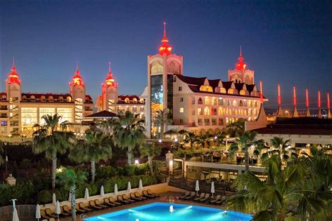 Нова Година 2026 в Анталия 5 нощ. в WELL PALACE SIDE 5*, Сиде с автобус от София, Пловдив, Варна и Бургас